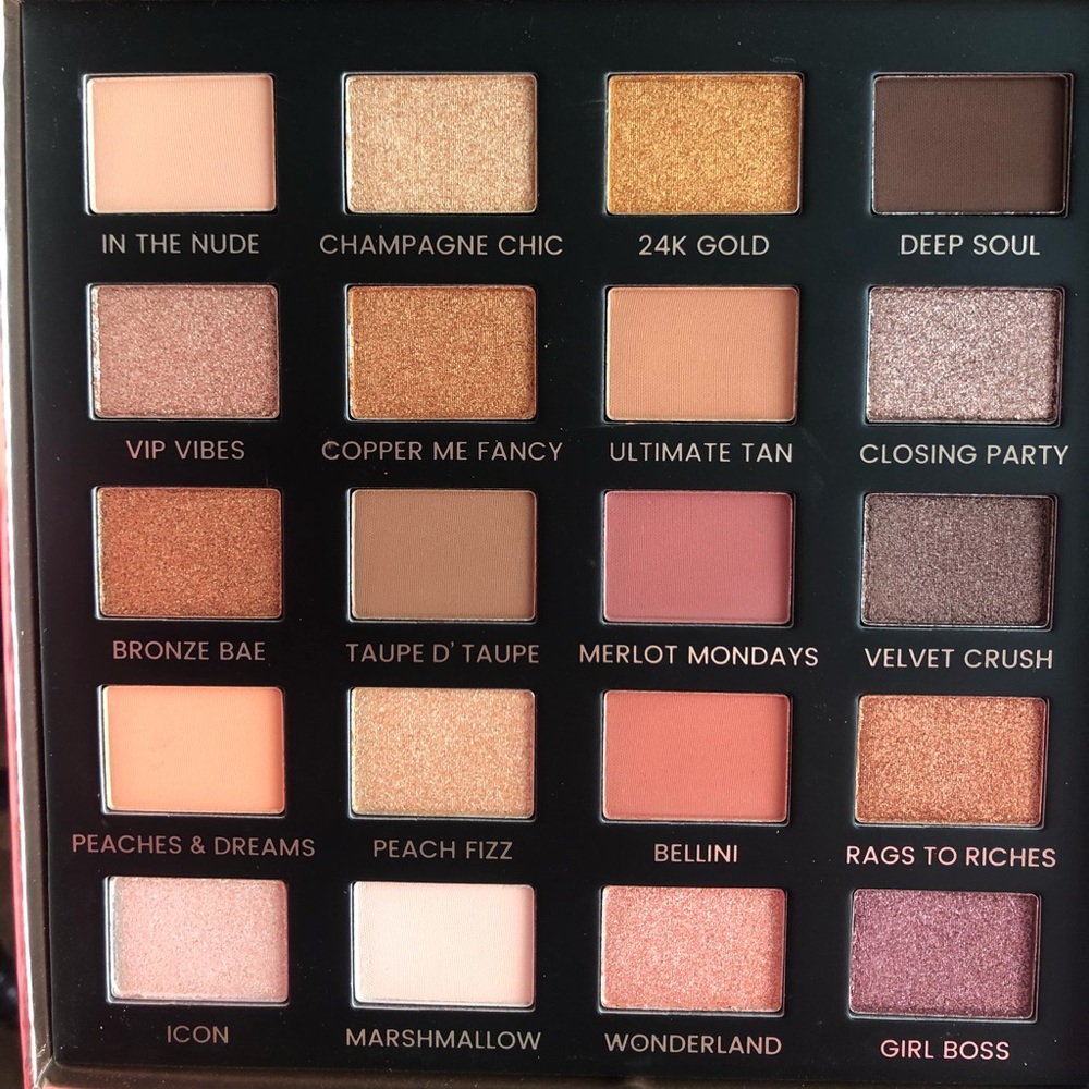 NWT Iconic London Eyeshadow Pallet